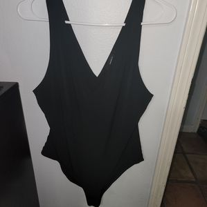 💜 2/$8 or 3/$10 - Black V-Neck Bodysuit